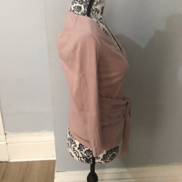 Pink wrap 🔝 👚 - Picture 5 of 7